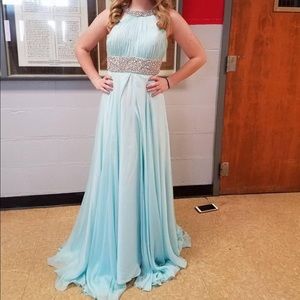 Light blue halter top dress. Used twice total both for pageants. Size 6